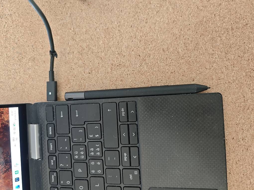 Notebook: DELL XPS 13.3", Convertible 2-in-1 Touchscreen – Usato da Herrliberg venduto da pak_2fjh 3