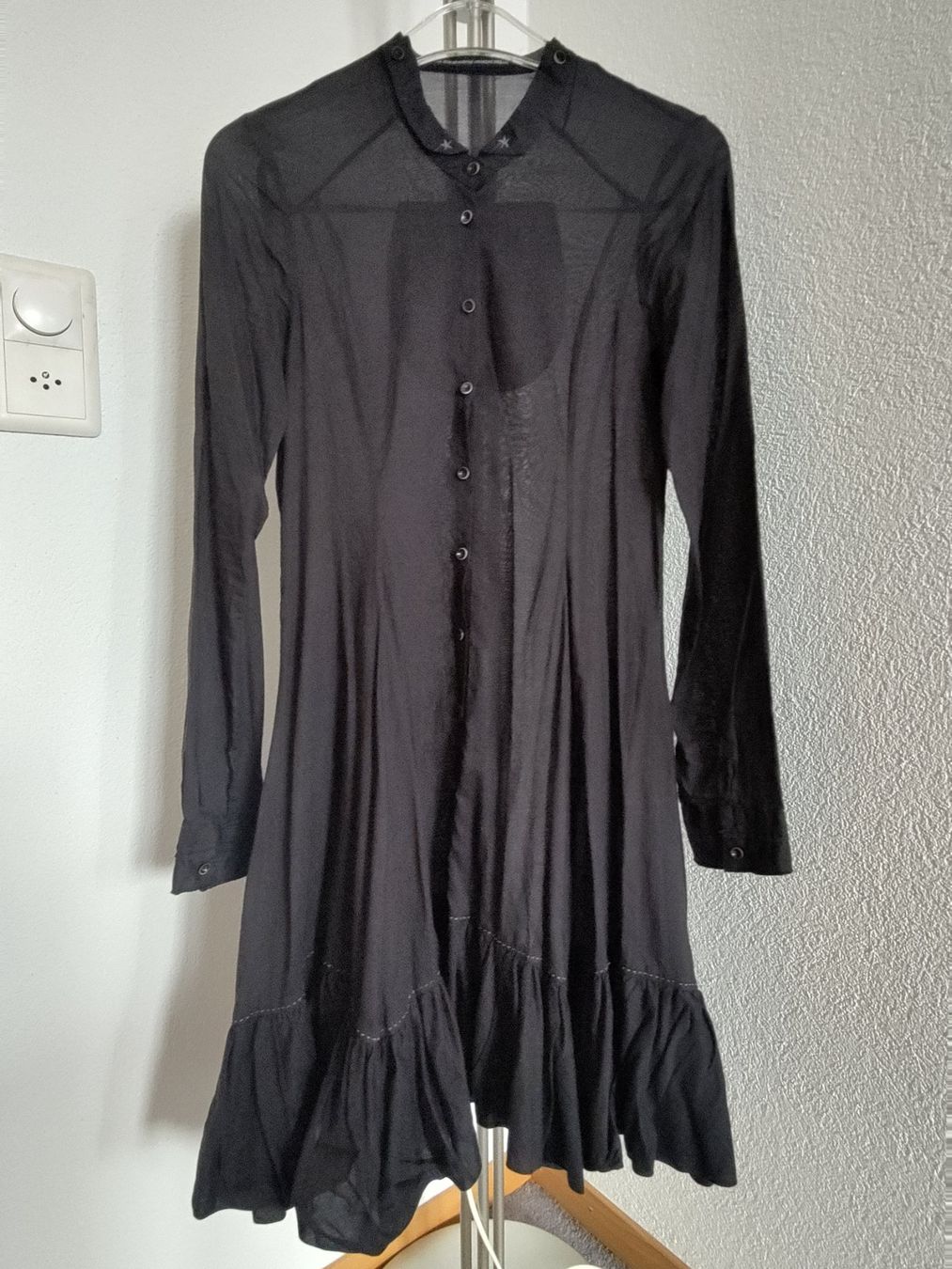 Girbaud Vestiti: Marithè & Francois Girbaud Kleid mit Volant schwarz Gr. XS – Usato da Arbon venduto da Franca1979