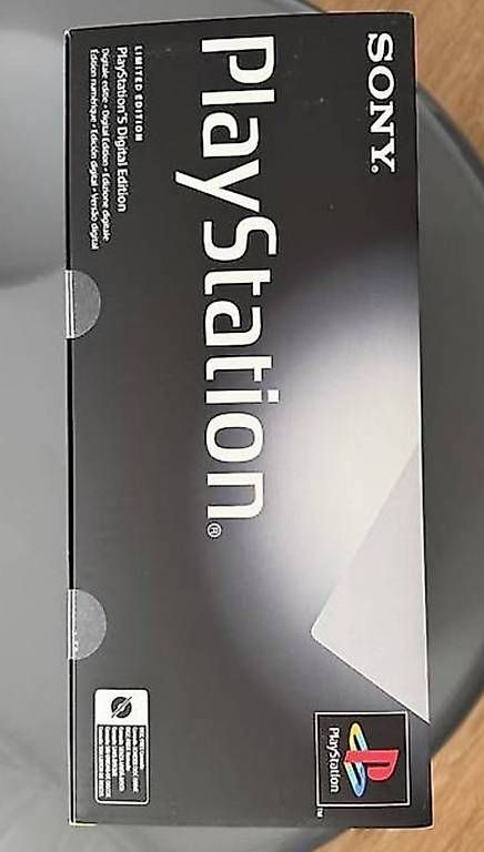 Console: PlayStation 5 Digital Edition 30th Anniversary – Usato da Neuhausen am Rheinfall venduto da dor_gd7h 2