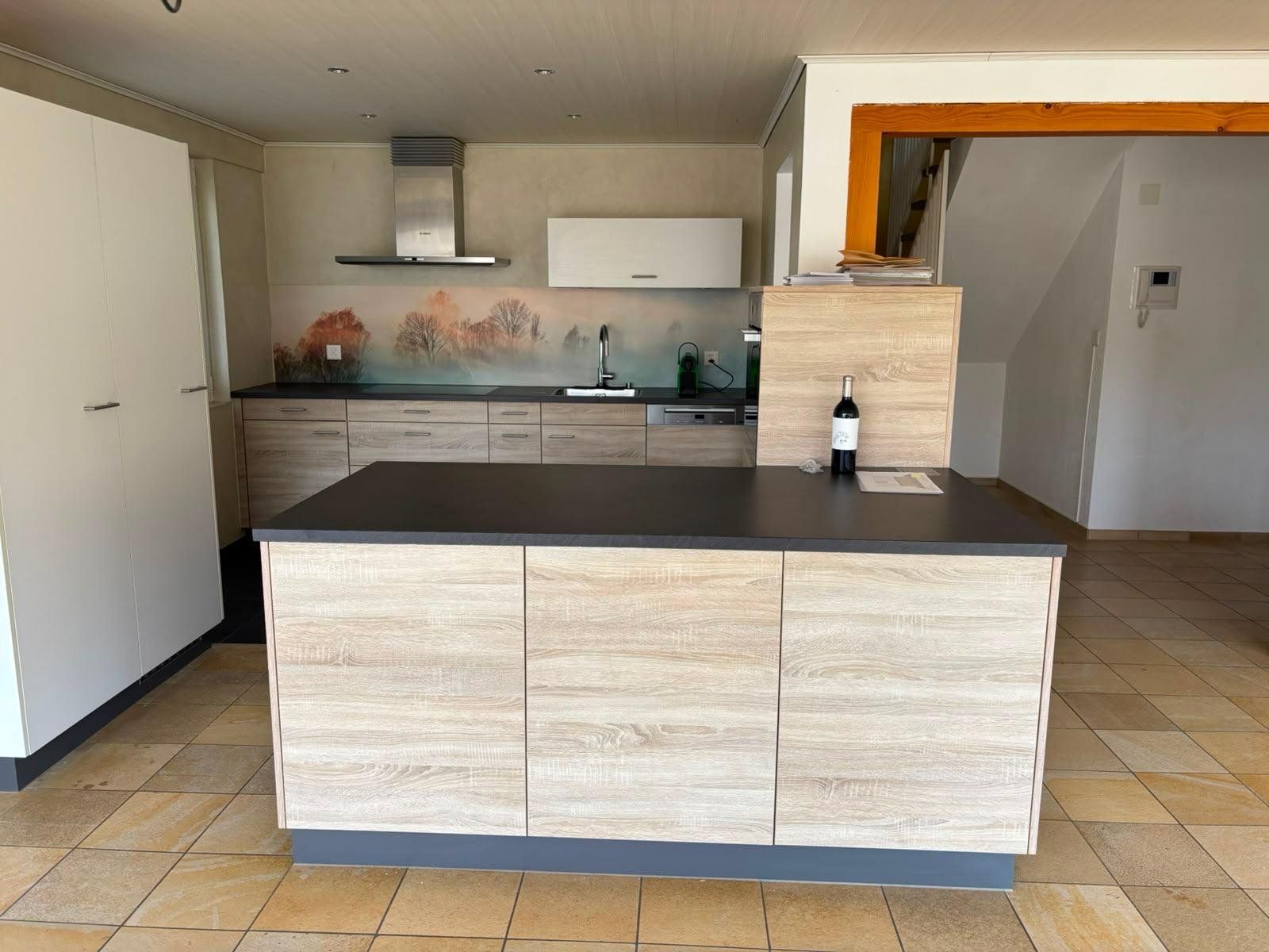 Cucine complete: Küche mit Kunstharzfronten – Usato da Diegten venduto da Mawedi
