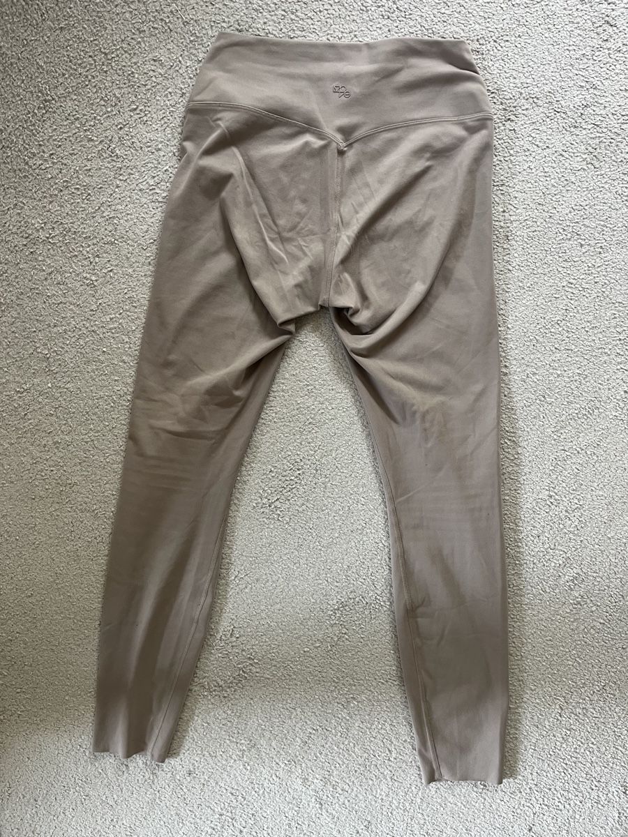 H&M Leggings: H&M Softmove Leggins in beige – Nuovo (secondo la descrizione) da Zürich venduto da ole_8rwr 1