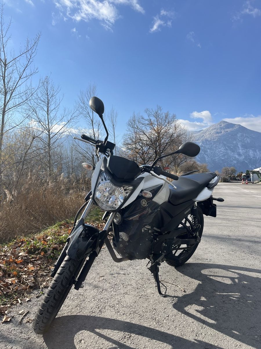 Strasse: Moto YAMAHA YS125 – Gebraucht aus Fully von jad_dc5x