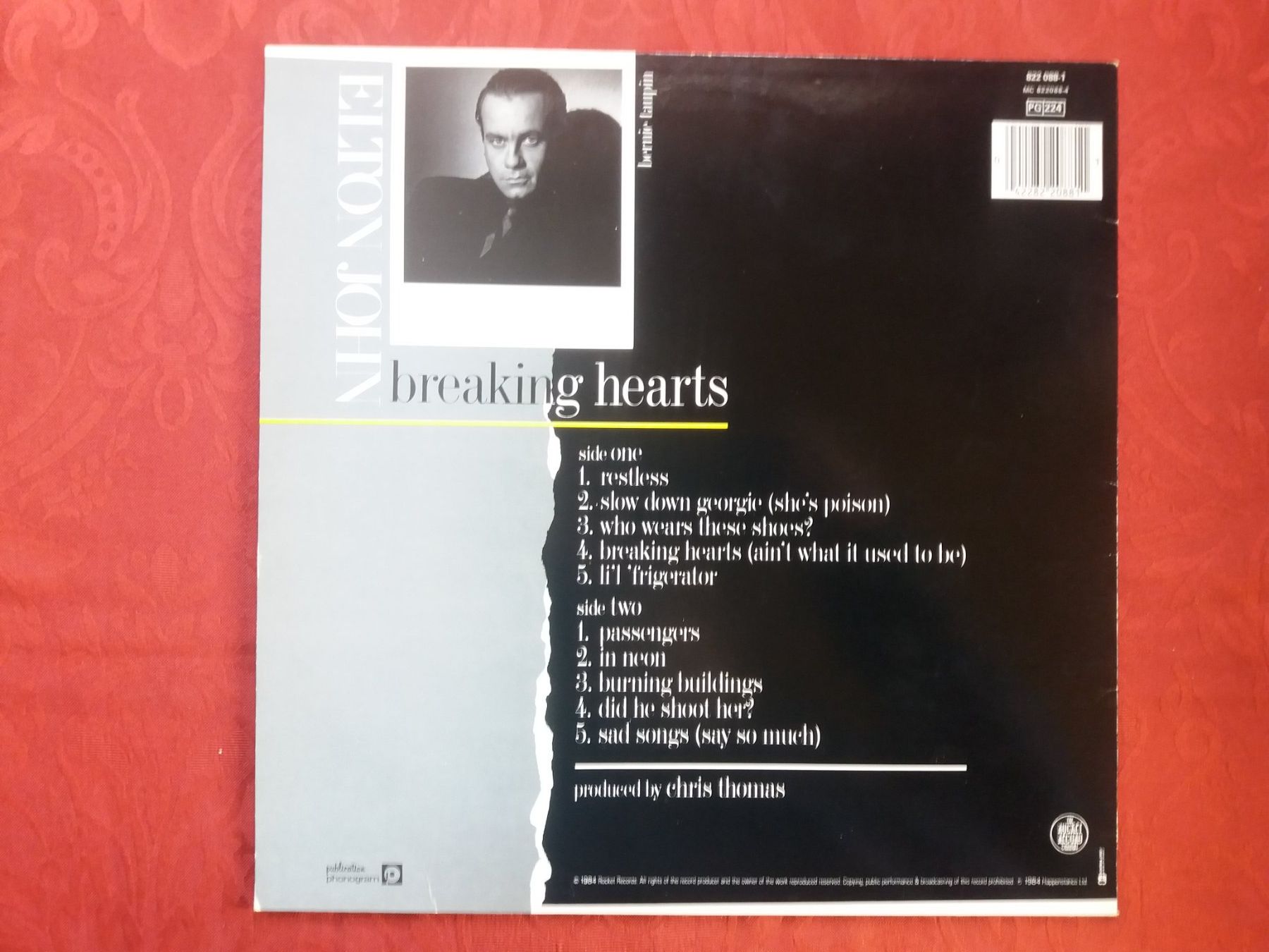 Dischi in vinile: LP (Elton John) breaking hearts – Usato da Meyrin venduto da toutatis 1