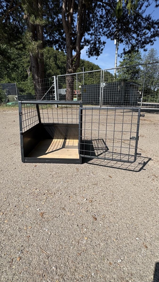 Meiko Gabbie, trasporto & Sicurezza: Hundebox abschliessbar – Usato da Uster venduto da dbli01 4