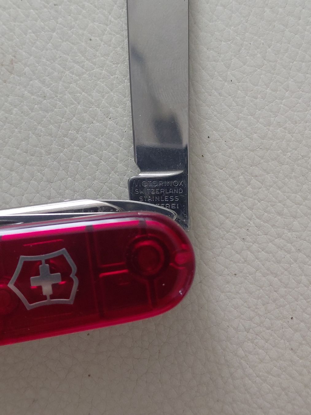 Victorinox Taschenmesser: Victorinox CyberTool M Ruby Top Zustand – Neu (gemäss Beschreibung) aus Belp von mar_76s8 2