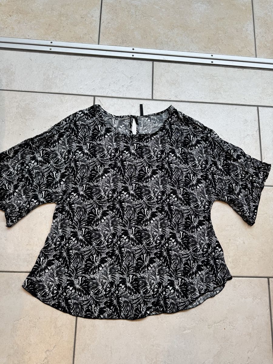 Kleiderpakete: 4 Langarm Shirt/Blusen Gr. M/L – Neu (gemäss Beschreibung) aus Thun von Pfausi1966 2