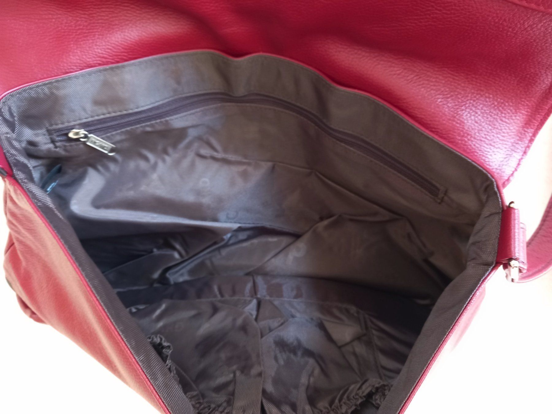 Picard Borse da donna: Ledertasche Picard weinrot – Usato da Adliswil venduto da JanineT. 1
