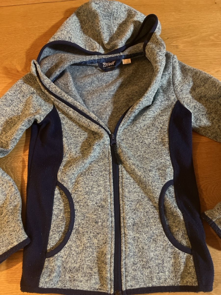 Jacken: Fliessjacke 134/140 – Gebraucht aus Balmberg von Berglihof