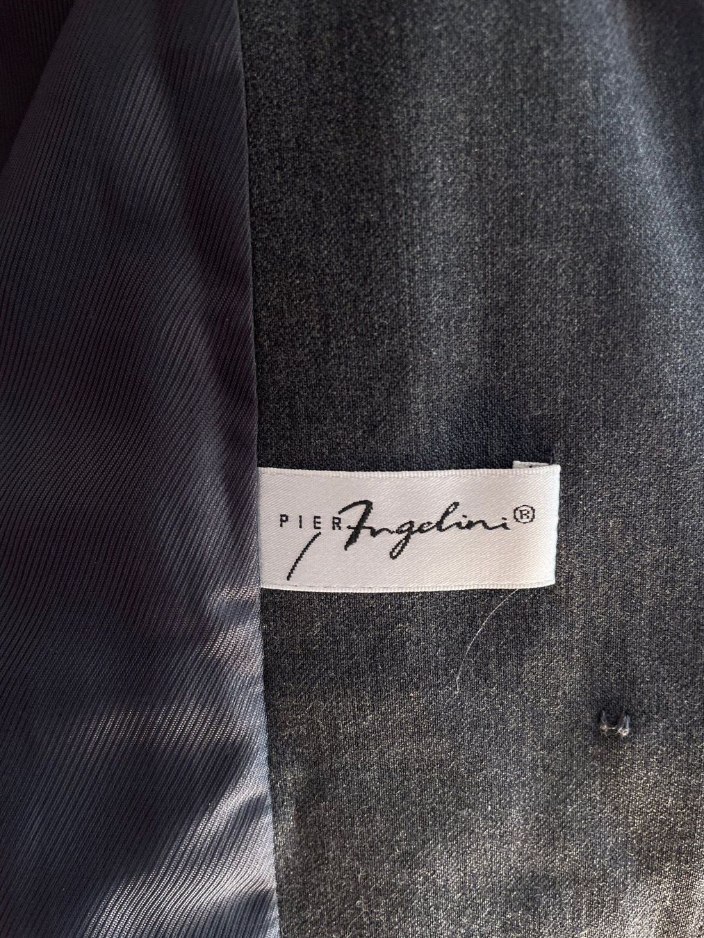 Completi & Tailleur: Vintage Blazer – Usato da Luzern venduto da tim_nk6b 2