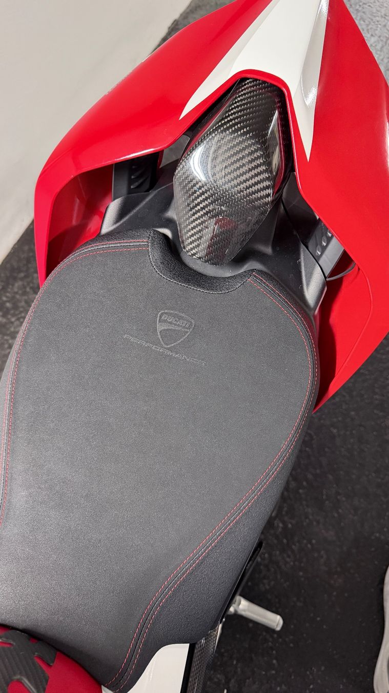 Ducati Strada: Ducati Streetfighter V4S – Usato da Wauwil venduto da cnb_jl5v 8