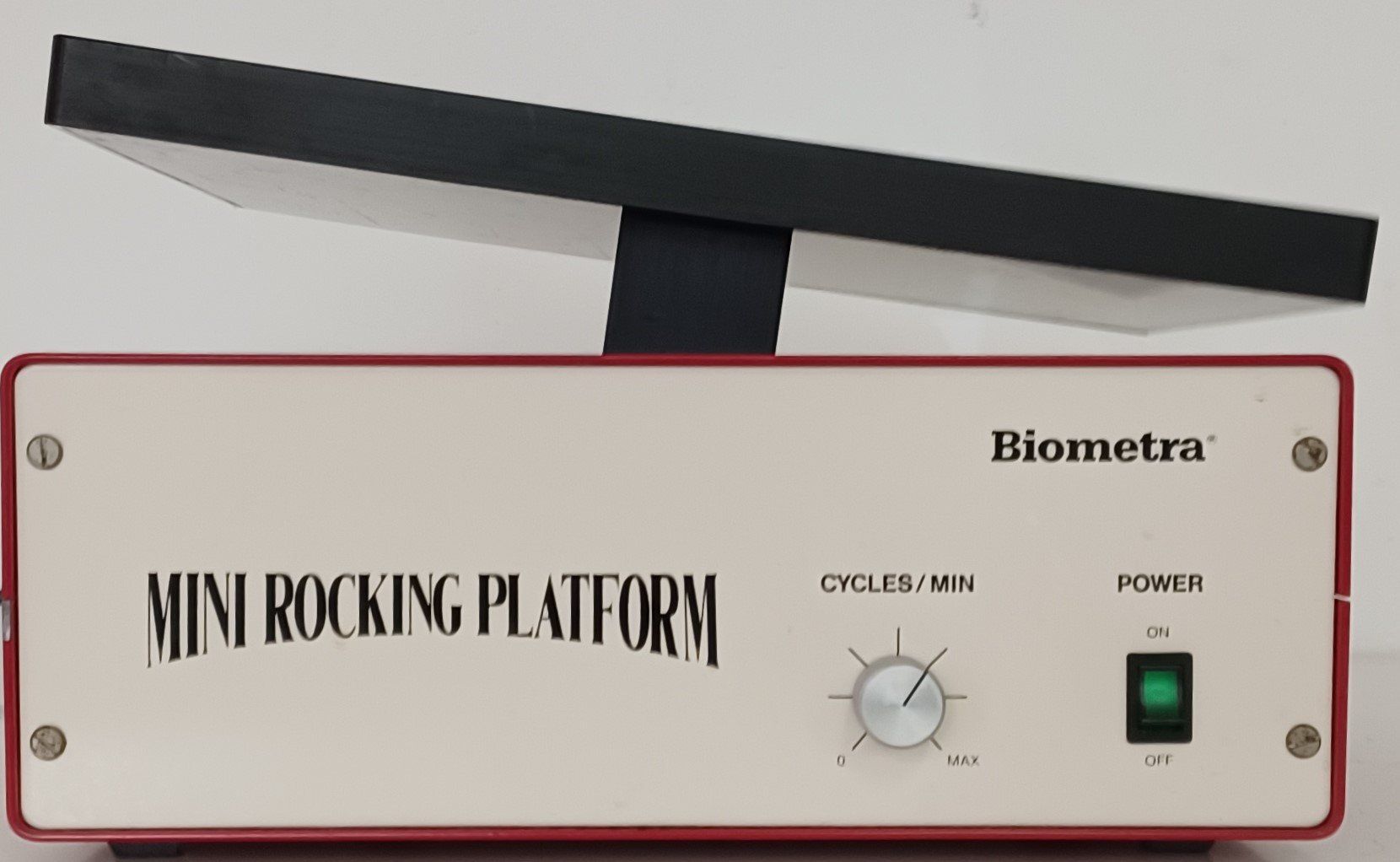 Accessori da laboratorio: Biometra Mini Rocking Platform WT 14 – Usato da Niederdorf venduto da LeptonAG_Labor 6