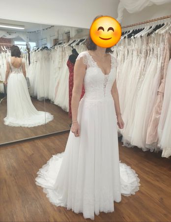 Hochzeitskleid mit Spitzen (Gr.36-38)