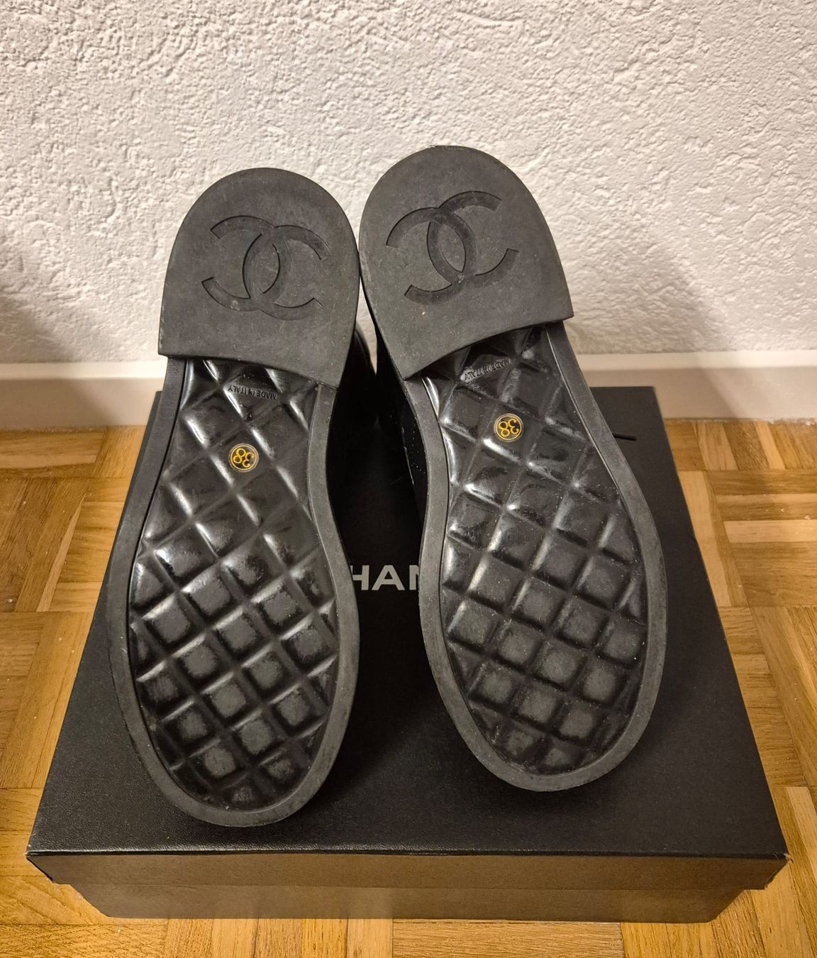 Chanel Scarpe da donna: Chanel Damenboots Gr. 38 – Nuovo (secondo la descrizione) da Zuzwil SG venduto da Han_ku 3