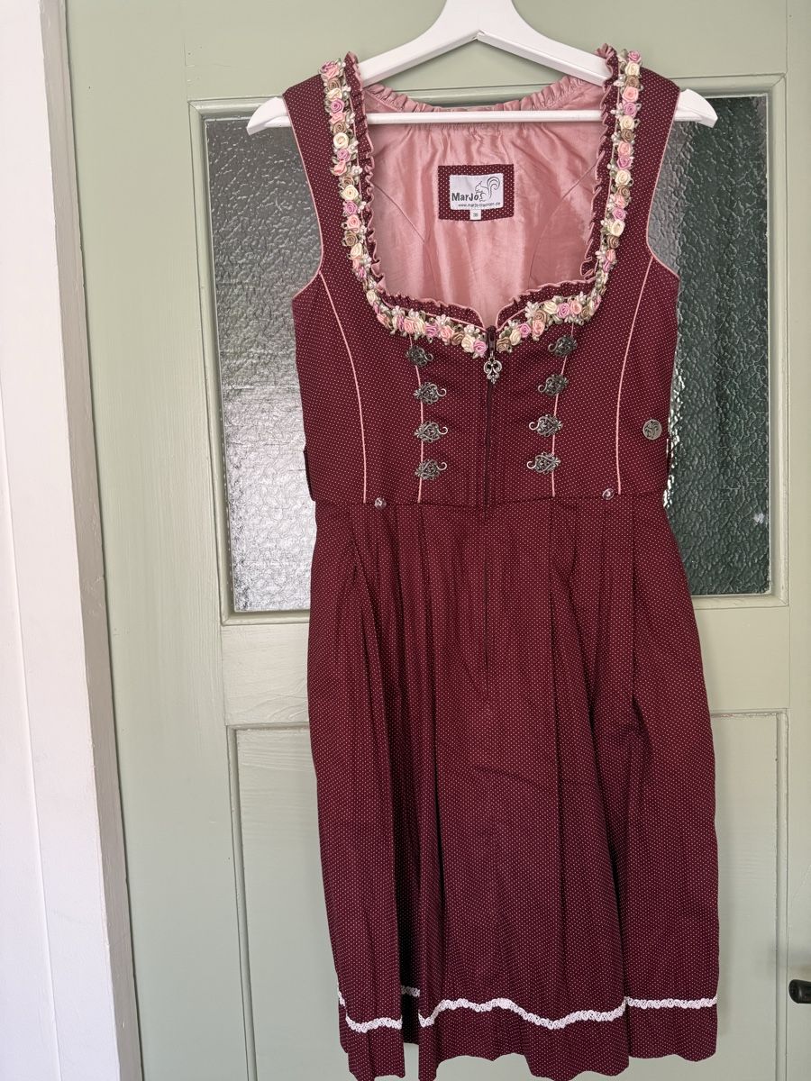 Robes: Marjo Dirndl – D'occasion à Langenthal par Nina_Leonie 3