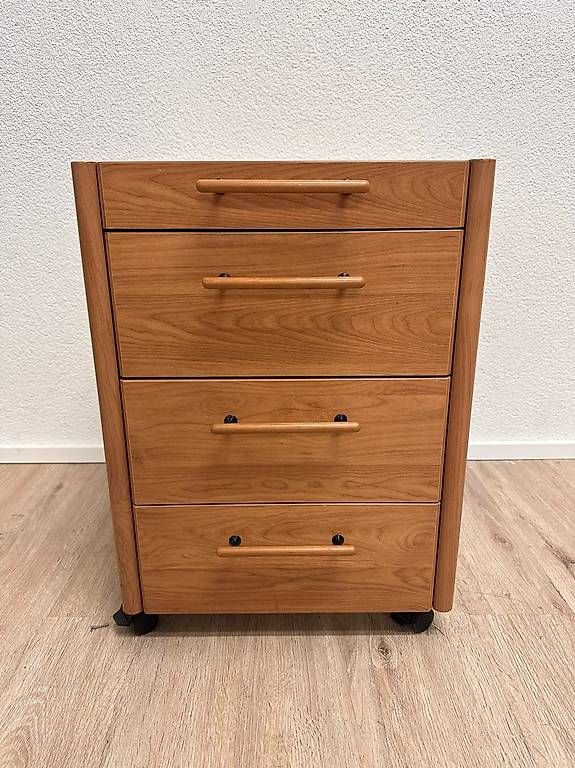 Banconi: Vintage Rollcontainer in Holzoptik mit 4 Schubladen – Usato da Obernau venduto da Arche_Noah_Brocki 1