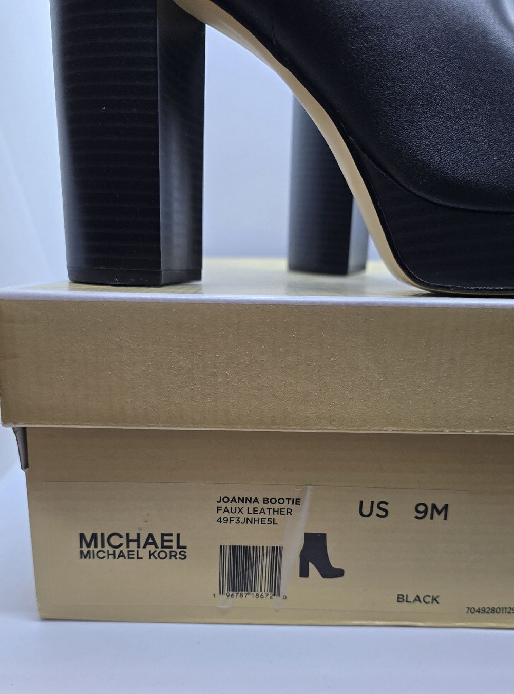Michael Kors Scarpe da donna: Michael Kors Stiefelette size 40 in Black – Nuovo e nell'imballaggio originale da Biel/Bienne venduto da Yoon62 4