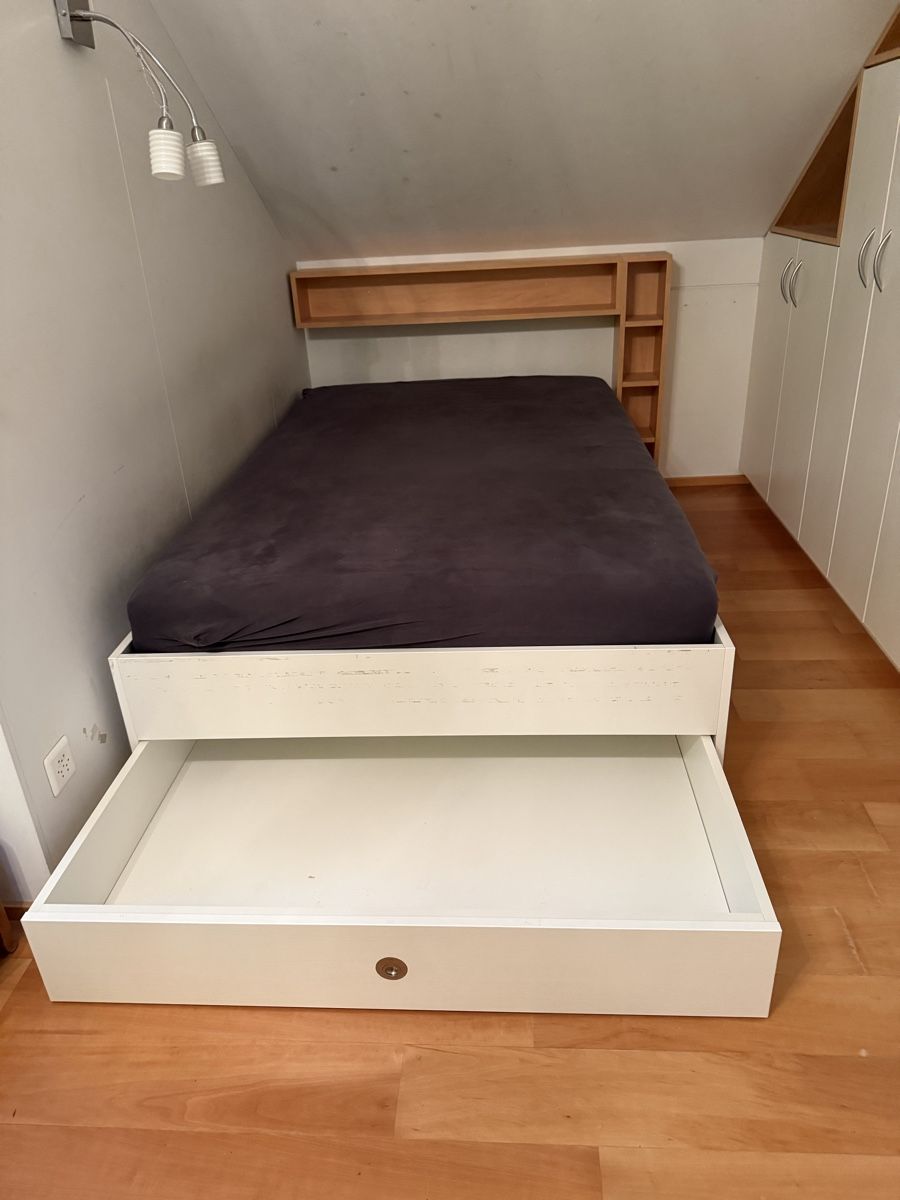Lits: Bett – D'occasion à Schindellegi par andreag09