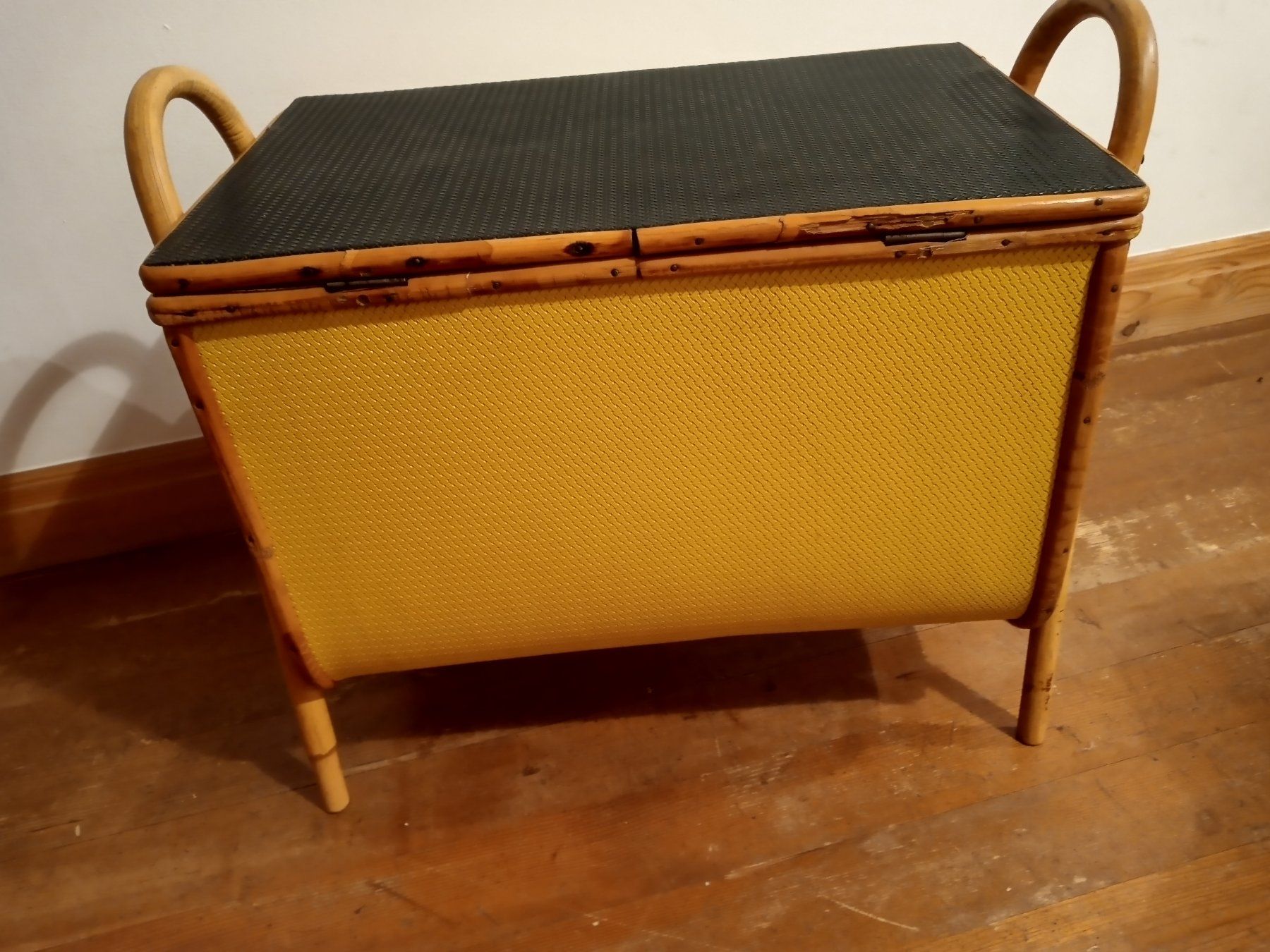 Cassettiere: Mid Century Bambus  Design Kommode – Usato da Prez-vers-Siviriez venduto da Monija70 3
