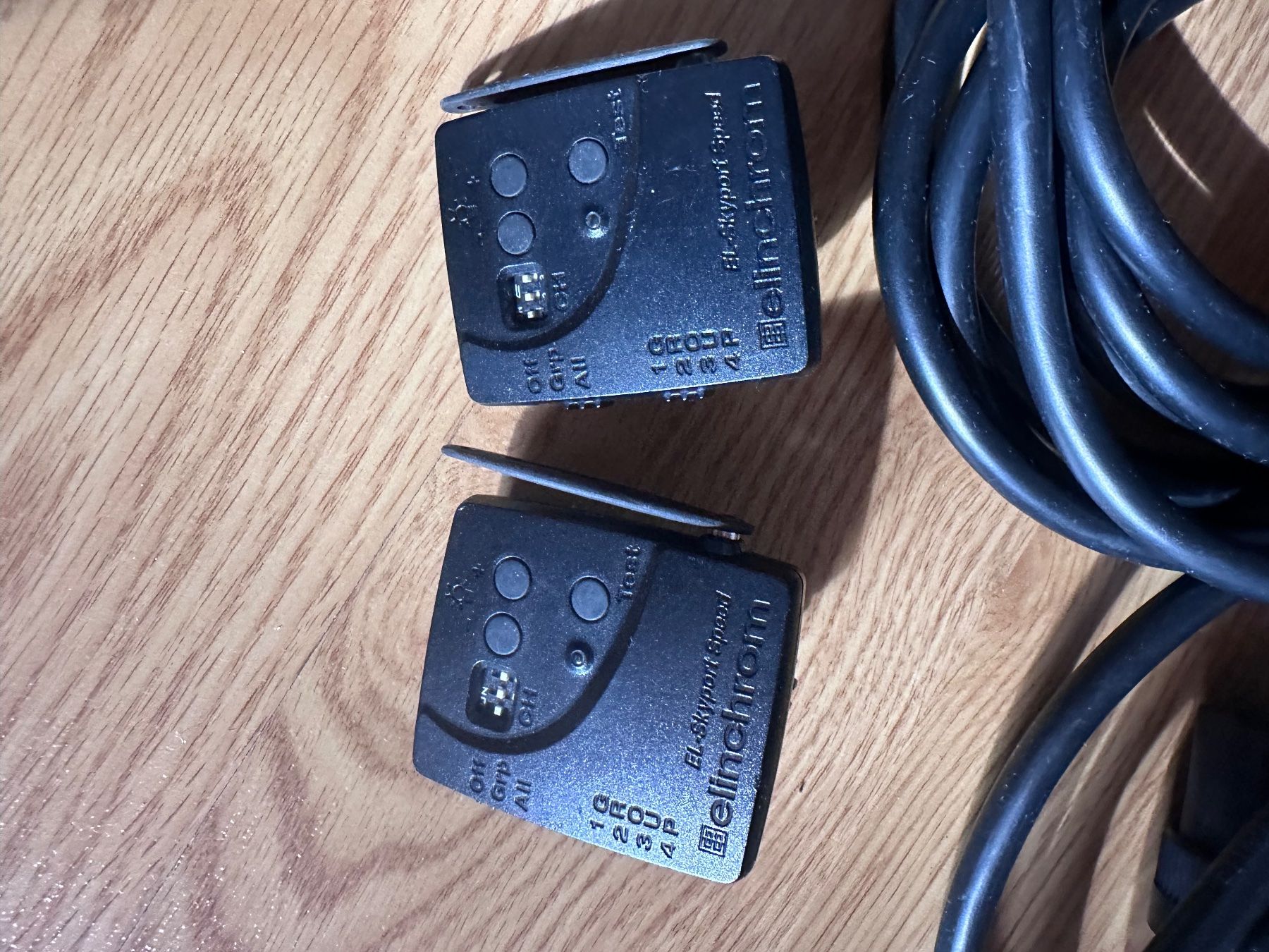 Elinchrom Flash: Elinchrom 3 Quadra Akkus und 3 Blitzköpfe – Usato da Münsingen venduto da Secondhand89 9