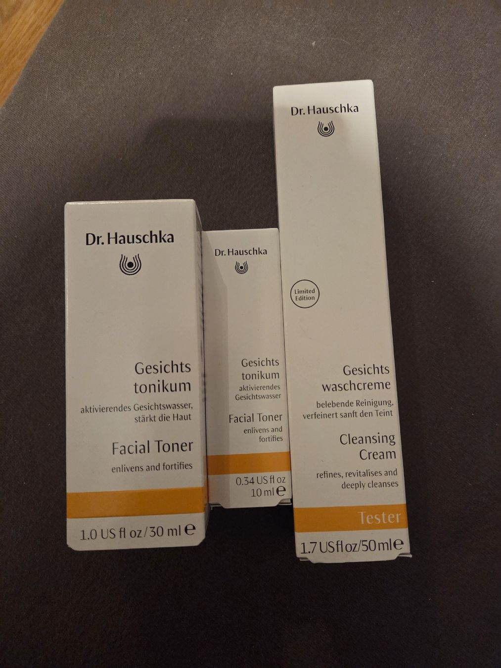 Dr. Hauschka Cura del viso: Hauschka Produkte – Nuovo (secondo la descrizione) da Rafz venduto da leoncupra