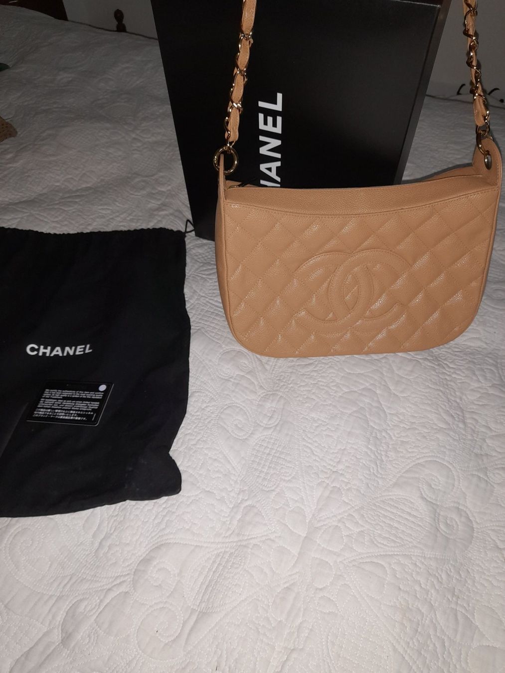 Chanel Borse da donna: CHANEL HANDTASCHE, GESTEPPT, IN KLASSISCHEM BEIGE/CAMEL – Nuovo e nell'imballaggio originale da Lenzburg venduto da mayfair02 2