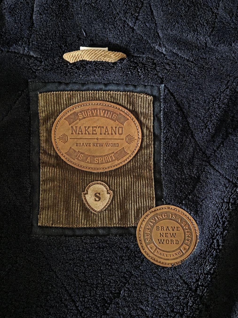 Tiragraffi: Naketano Jacke – Usato da Rickenbach-Sulz venduto da Bacardibabe 3