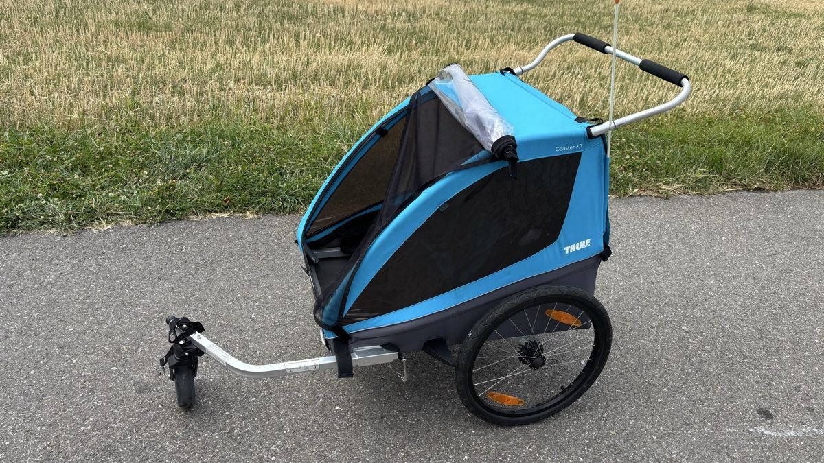 Thule Anhänger: Thule Kinderanhänger Coaster XT – Gebraucht aus Oetwil am See von Walli2