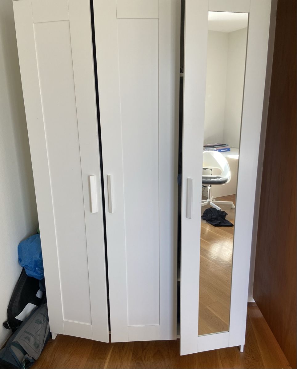 Ikea Schränke: Armoire IKEA BRIMNES – Gebraucht aus Le Sentier von jul_7xvz