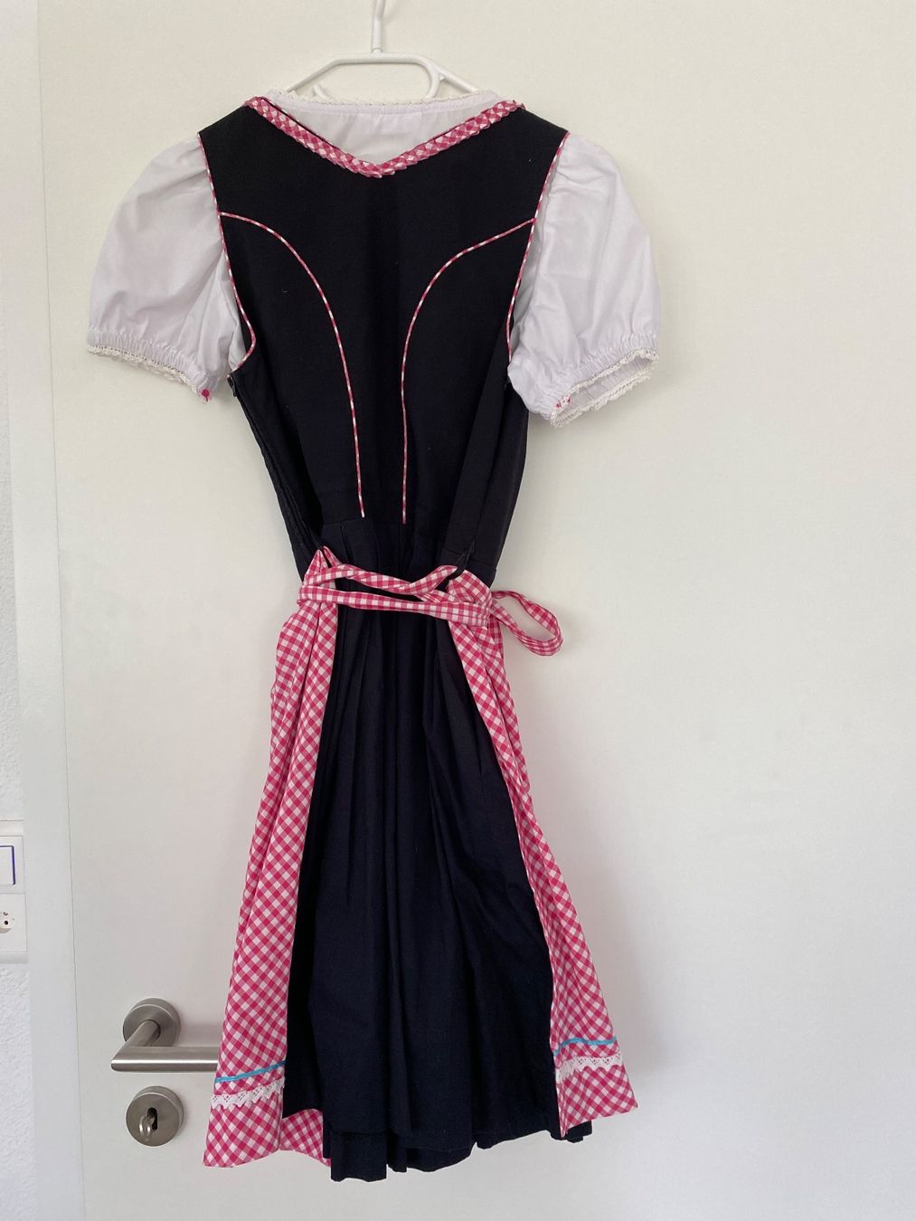 Vestiti: Dirndl Stockerpoint Grösse 38 – Usato da Glattfelden venduto da Mara050 2