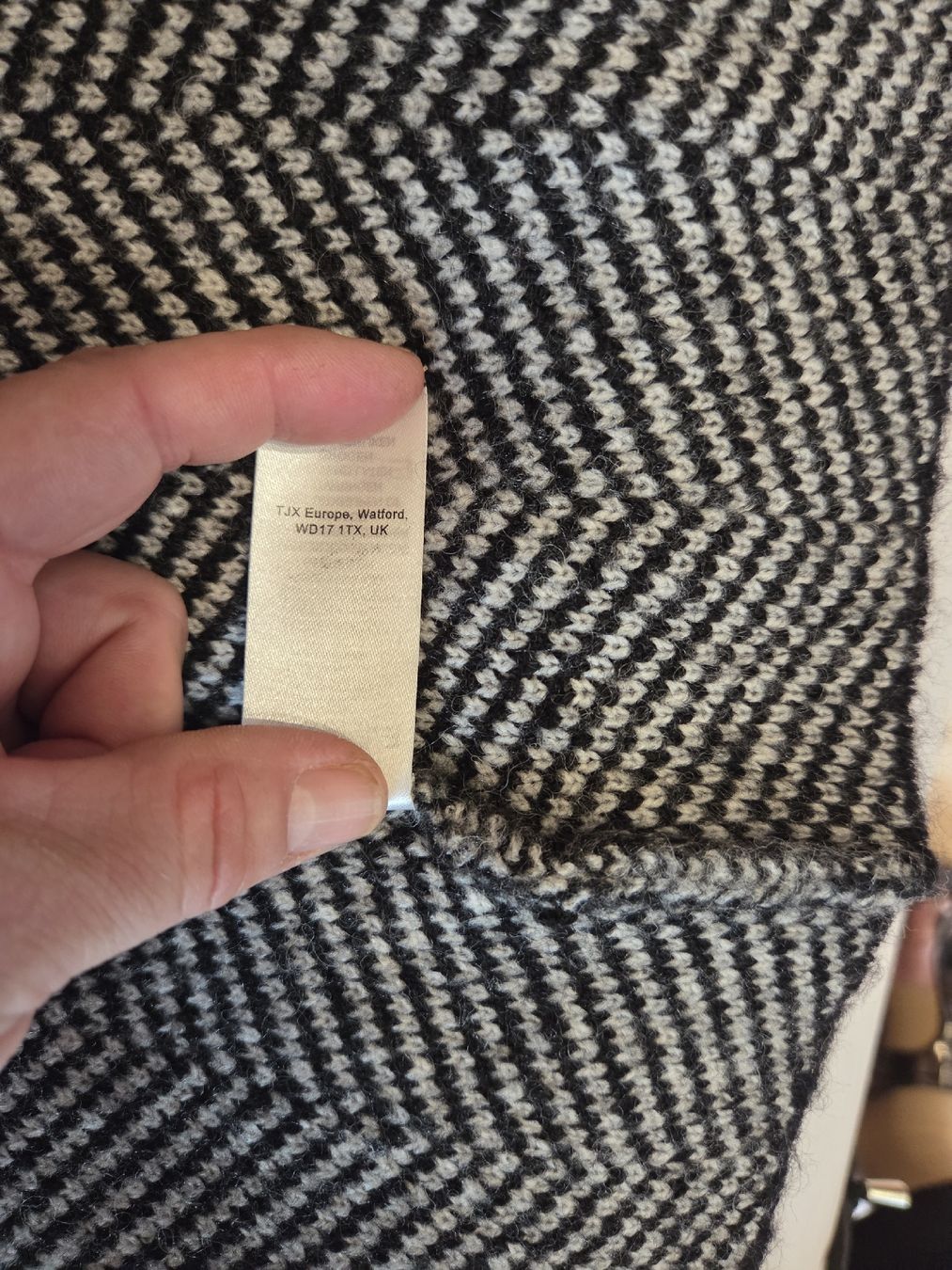 Mäntel: Max Mara Studio Strickmantel, Grösse L, Herringbone Muster – Gebraucht aus Busswil BE von Angy1974 7