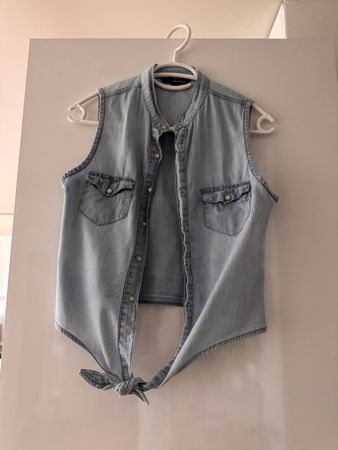 Coole Jeansweste für den Sommer, Grösse S, neuwertig!