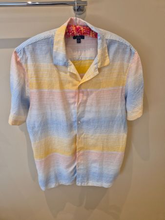 Kurzarmhemd, Rot/blau/weiss/gelb gestreift, Gr. M