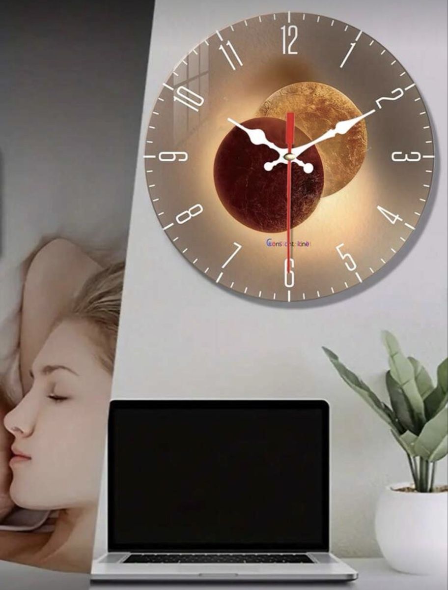 Montres: Moderne Wanduhr mit Mond Design – Neuf avec emballage d'origine à Emmenbrücke par ShopDirect 1