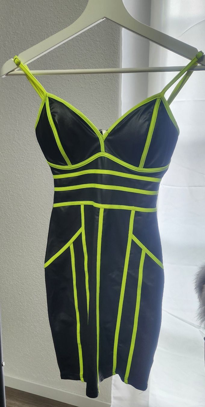 Vestiti: Kleid – Usato da Mägenwil venduto da Lea.SN
