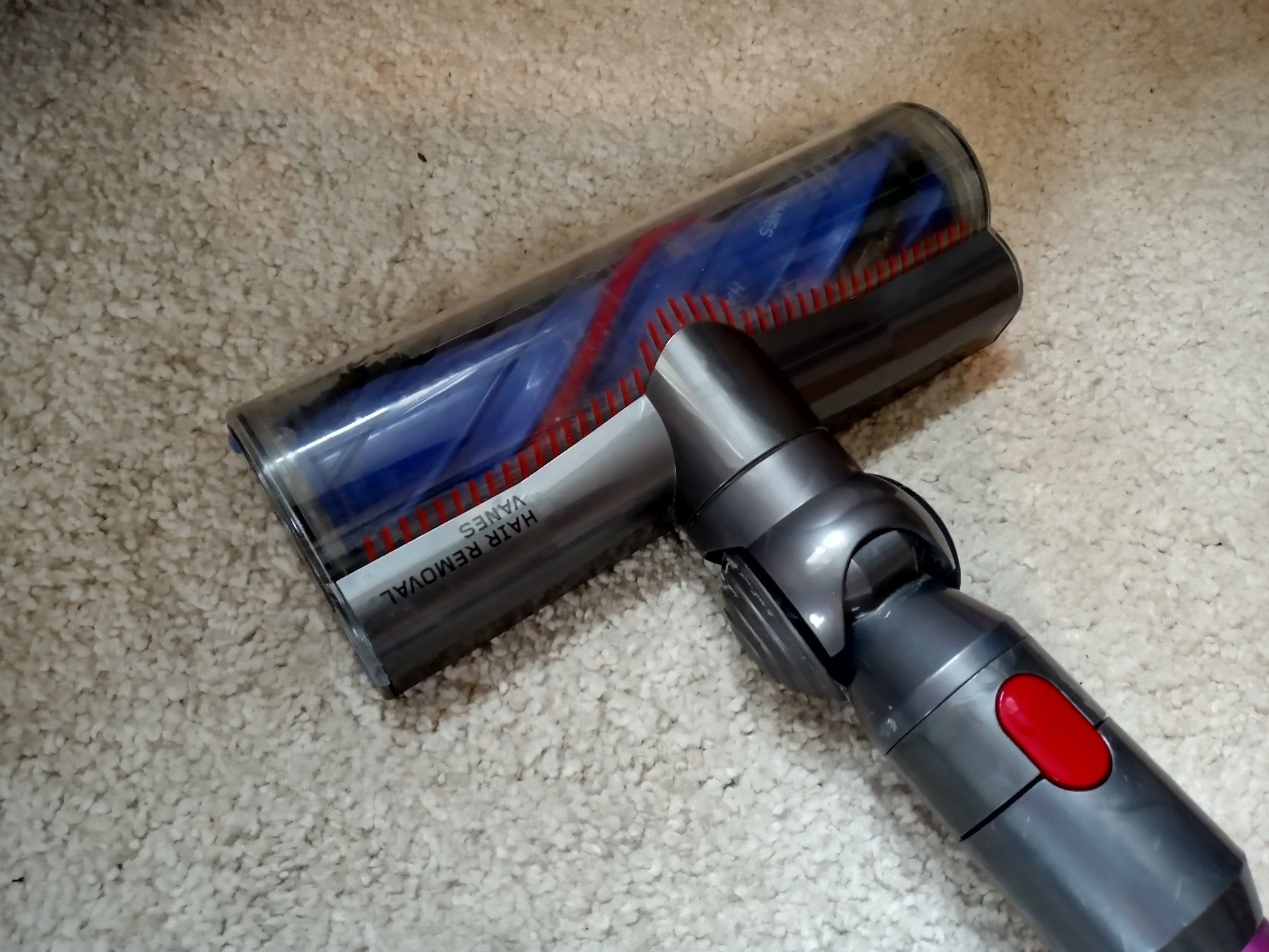 Dyson Staubsauger & Zubehör: Handstaubsauger Dyson V8 – Gebraucht aus Prez-vers-Siviriez von Monija70 3