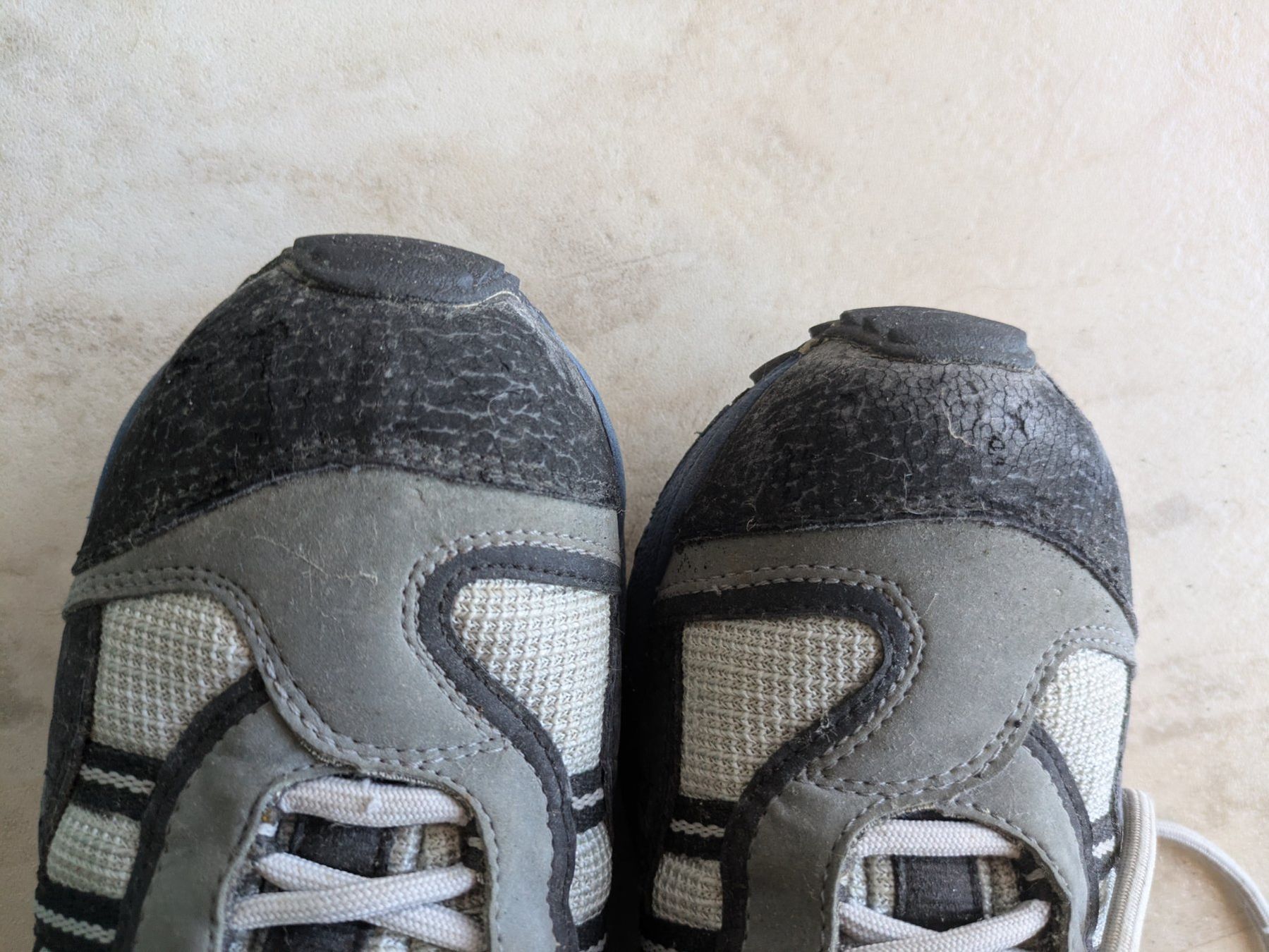 Scarpe da uomo: ICEBUG Schuhe mit Spikes – Usato da Lyss venduto da Andromeda12 3