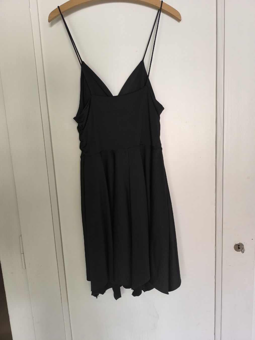 Kleider: Kleid Schwarz Grösse L – Neu (gemäss Beschreibung) aus Brügg BE von Meui_Zouberding 2