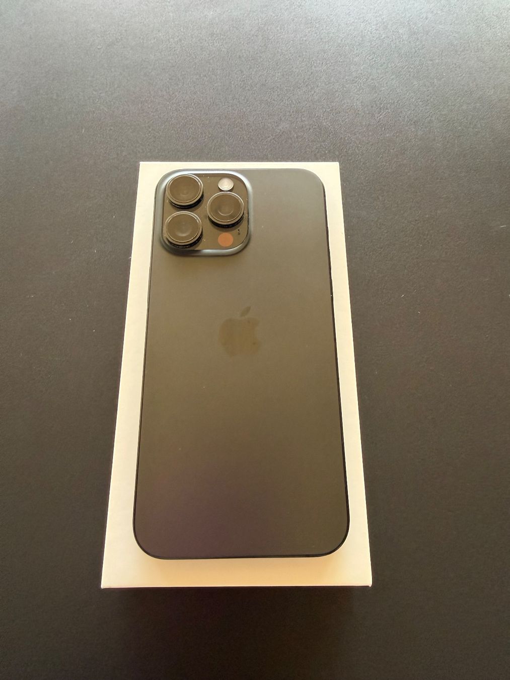 Apple Handys / Smartphones: Apple iPhone 15 Pro Max 256GB Black Titanium – Gebraucht aus Mörschwil von gantemar 2