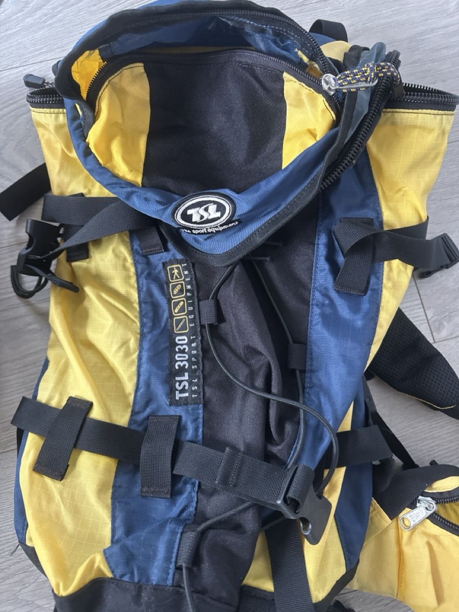 Zaini: Sac randonnée TSL 3030 + banane – Usato da Vessy venduto da divers.ge 1