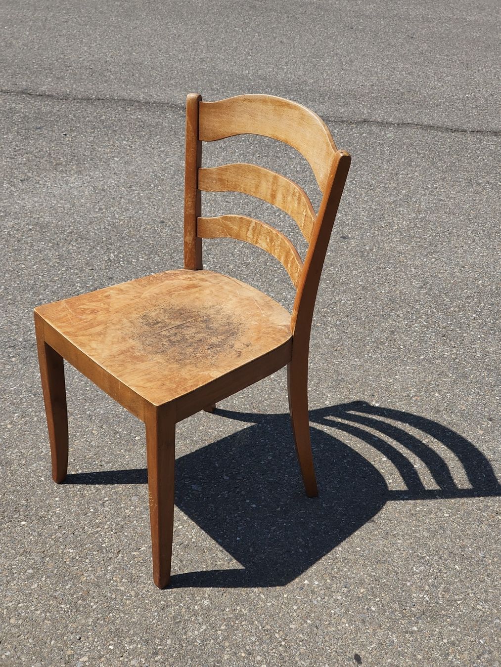 Stühle: Holzstuhl gebraucht – Gebraucht aus Zürich von RETRO_FEARLESS