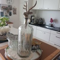 Tolle  alte Flasche mit Hirschkopf verschluss/ Vintage