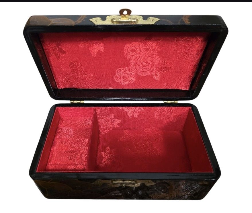 Portagioie: Boite a bijou laquee – Nuovo e nell'imballaggio originale da Vernier venduto da 19pigments 1