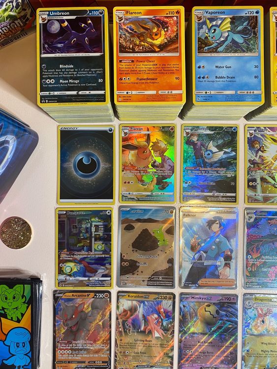 Pokémon 100 Basis-Energiekarten – Alle Typen Enthalten + Toploader Zum Schutz
