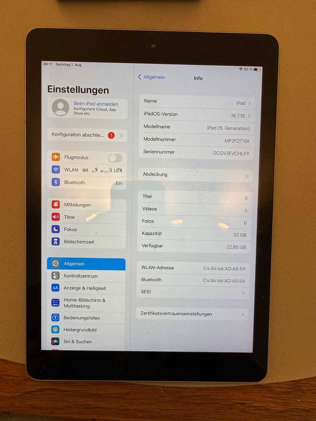 Apple Tablet PC: iPad 5 Generation 32GB – Gebraucht aus Adliswil von Busys 1