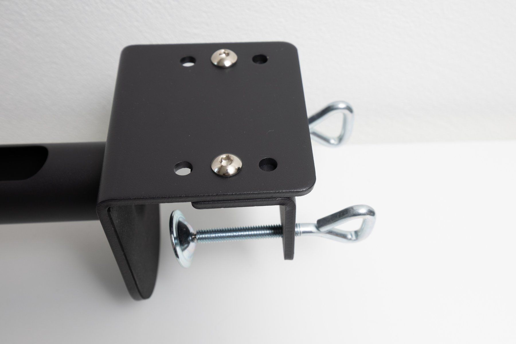 Support d'écran: Neomounts FPMA-D960BLACKPLUS – D'occasion à Chur par eurostile 2