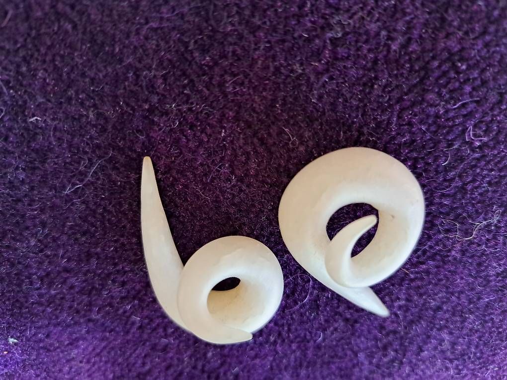 Orecchini pendenti & Orecchini a lobo: Ohrschmuck - Ohrring - Earplugs – Usato da Zürich venduto da lallafu 2