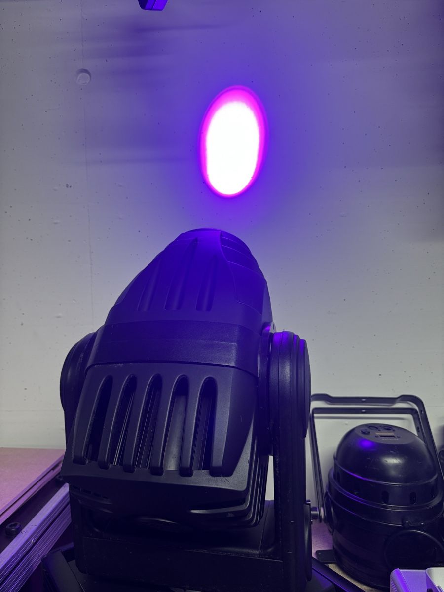 Lampade: Giotto Spot 400 Moving Head – Usato da Ehrendingen venduto da Sansav 2