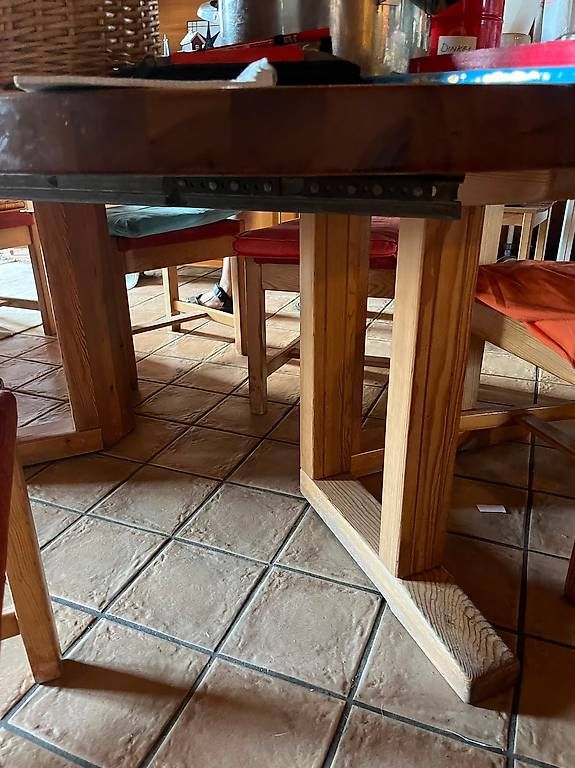 Tavoli: Holz Tisch erweiterbar  – Usato da Hägendorf venduto da phi_6sbl