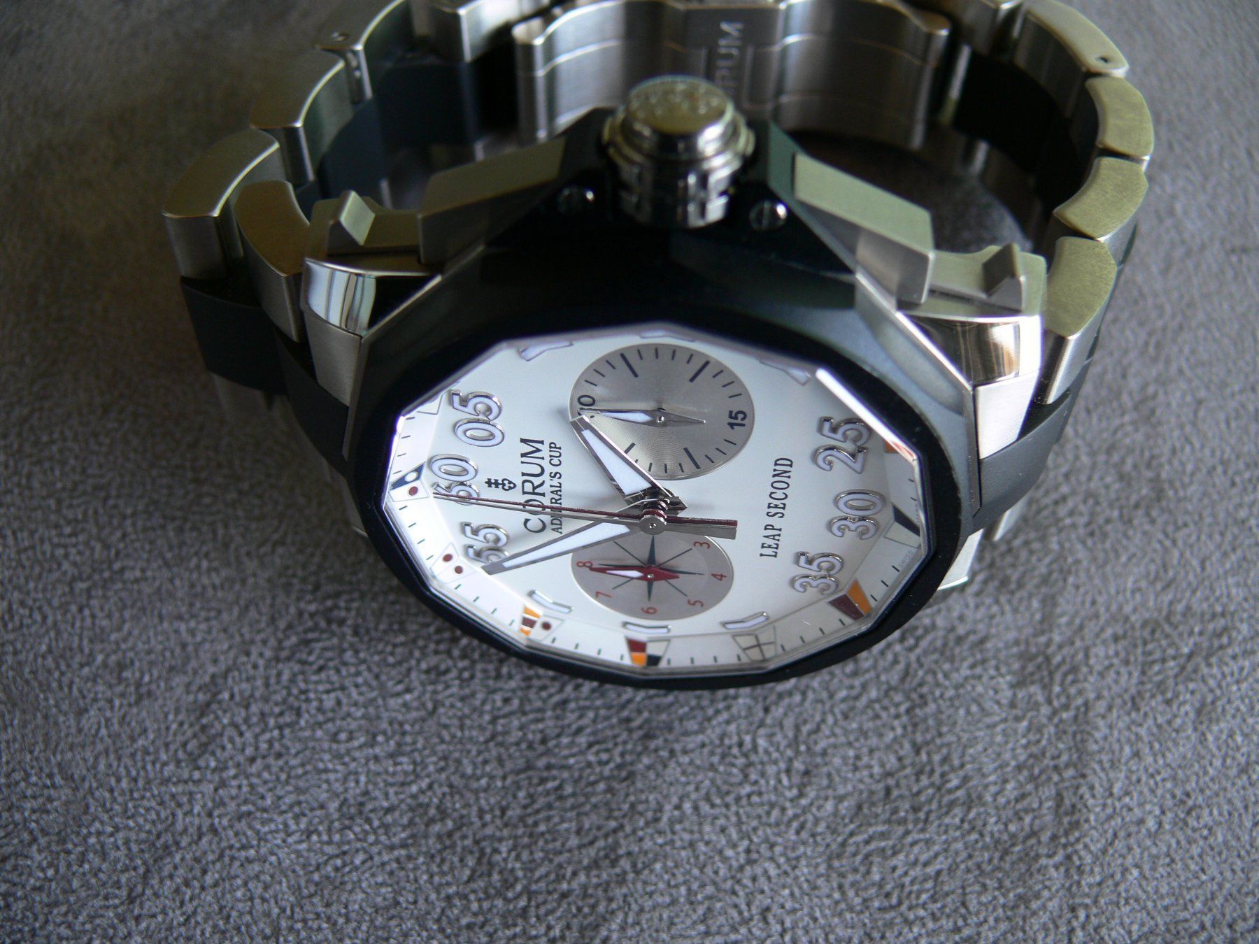 Corum Orologi: Corum Titan Chronograph Leap-second   48mm       895.931.06 – Usato da Remigen venduto da Kelias 3