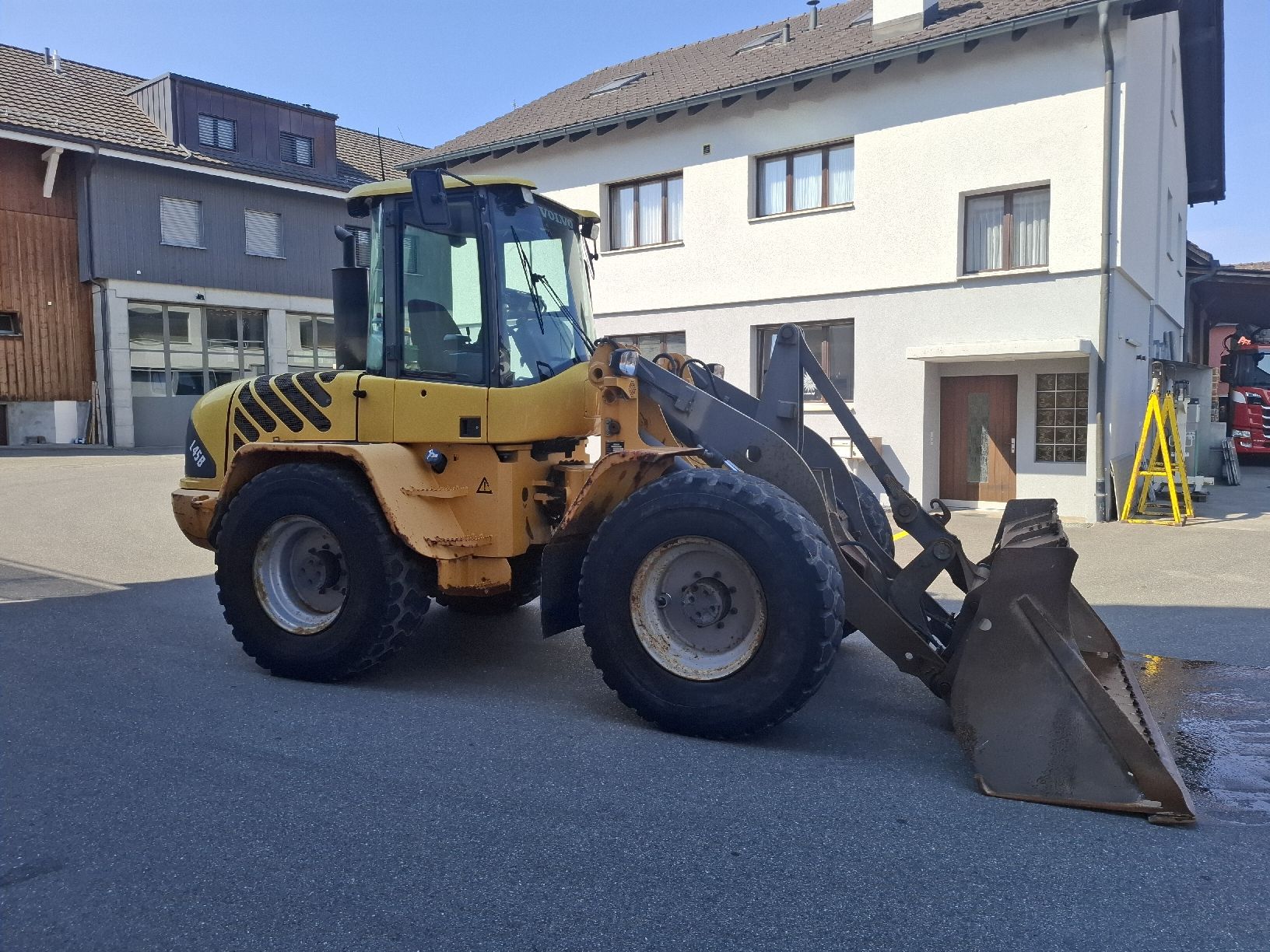 Volvo Excavateurs: Radlader Volvo l 45b – D'occasion à Oberbüren par jan_7f8j 2
